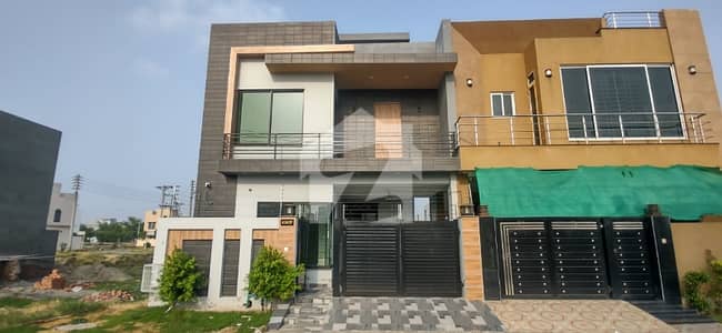 Owner Needy 10 Marla Plot Facing Park  Iqbal Avenue Phase-4 Broadway LHR