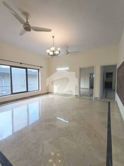 Beautiful Upper Portion For Rent