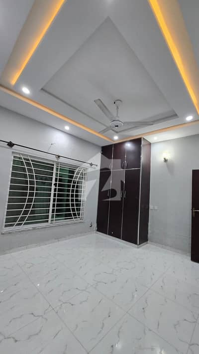 10 Marla Upper Portion For Rent In Bahria Phase 8