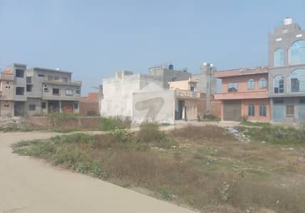 3 Marla plot on sale gajjumate green cape housing scheme metro station gajjumate Lahore