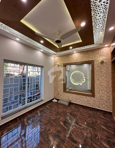 5 Marla House Available For Rent In Ali Block Sector B Bahria Town Lahore