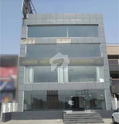 ایف ۔ 10 اسلام آباد میں 1 کنال عمارت 13.5 لاکھ میں کرایہ پر دستیاب ہے۔