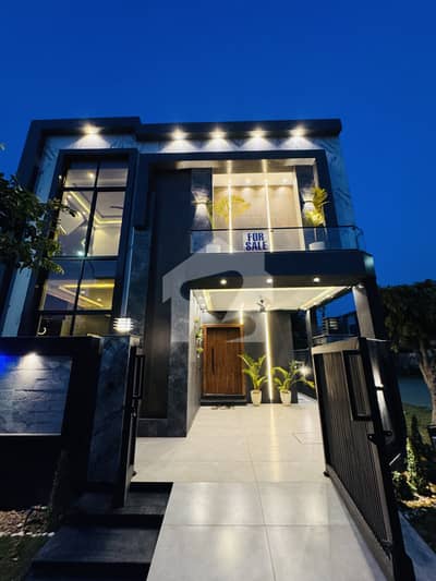 5 Marla Brand New Corner House Available For Sale
