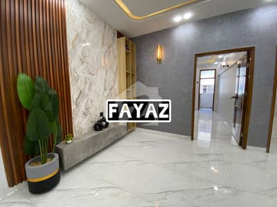 بدر کمرشل ایریا ڈی ایچ اے فیز 5,ڈی ایچ اے ڈیفینس,کراچی میں 2 کمروں کا 5 مرلہ فلیٹ 1.4 کروڑ میں برائے فروخت۔