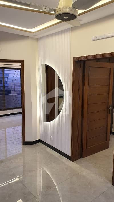 4 Marla Full House For Rent In G-13/1  Near With PCC, Market, Masjid, Park, School, Playground, Matro Station And New Islamabad International Airport
