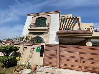 6.4 Marla House Available For Sale 6.4 Marla House Available For Sale