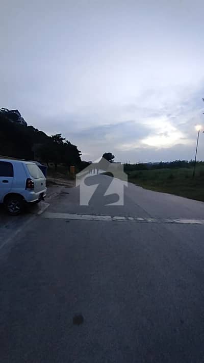 10 Marla Plot Available For Sale In Bahria Town Phase 7 Intoletual Village Near Food Street Bahria Town