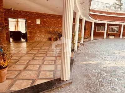 گلیات ایبٹ آباد میں 3 کمروں کا 7 مرلہ پینٹ ہاؤس 6.75 کروڑ میں برائے فروخت۔