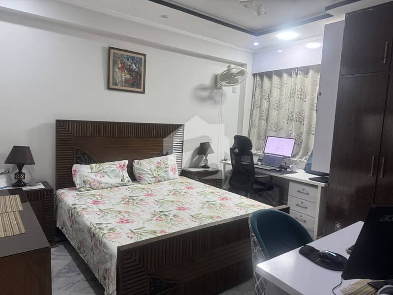 B-Type Fully Renovated Top Floor Flat With Roof For Sale B-Type Fully Renovated Top Floor Flat With Roof For Sale
