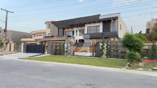 Ultra-Luxury 2 Kanal Dream Villa for Sale   Valencia Town, Lahore