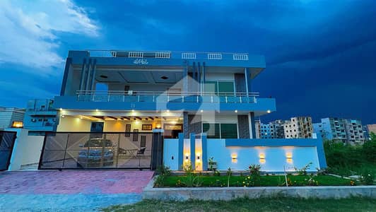 One Kanal Owner Build House For Sale In River Garden