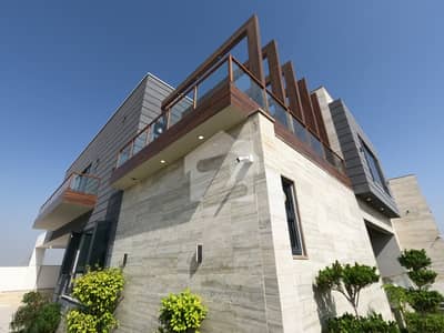 Luxury Bungalow For Sale in Bahria Town Karachi Precinct 17 1000 Square Yards