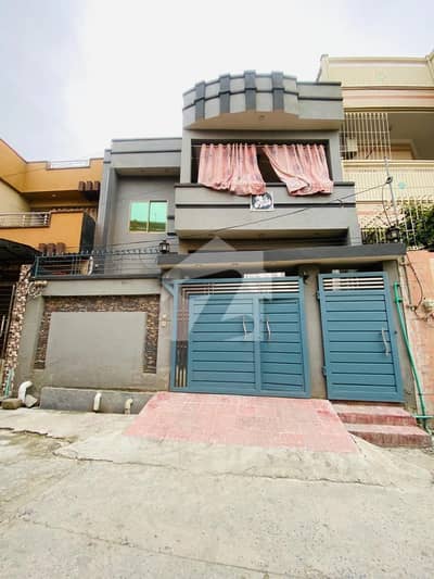 Beautiful House For A Big Family With A Car Porch (Price Negotiation With Owner Directly)