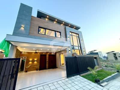 10 Marla Ultra Luxury Owner Build House in Zaraj Housing Society