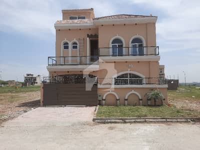 House for sale in Bahria Town Phase 8 House for sale in Bahria Town Phase 8