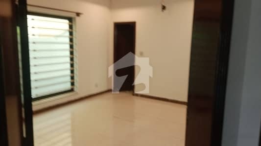 10 Marla Upper Portion Available For Rent On Prime Location Of Bahria Phase 4