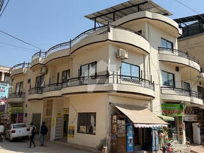 پارک روڈ اسلام آباد میں 8 مرلہ Studio عمارت 12.5 کروڑ میں برائے فروخت۔