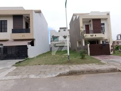 Ready To Construction Plot Is Available For Sale In Bahria Town Phase 8 Block M