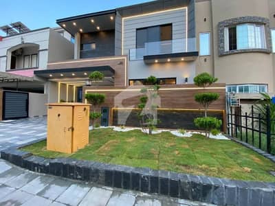 10 Marla Brand New Proper Double Unit Full House Available For Rent In Beautiful Bahria Town Phase 7 Rawalpindi