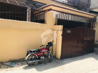 پشاور روڈ راولپنڈی میں 4 کمروں کا 5 مرلہ مکان 2.0 کروڑ میں برائے فروخت۔