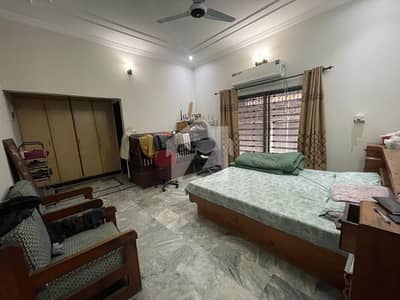 بحریہ ٹاؤن فیز 4 بحریہ ٹاؤن راولپنڈی,راولپنڈی میں 1 کمرے کا 3 مرلہ فلیٹ 35.0 ہزار میں کرایہ پر دستیاب ہے۔