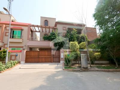 14 Marla House Is Available For Sale In Bahria Town Block CC Lahore