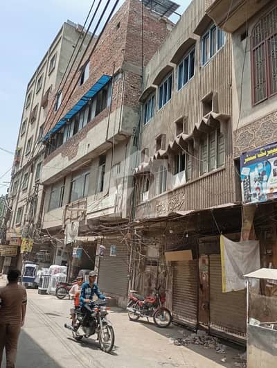 5.5 Marla Commercial Building In Main Bazar Gawalmandi