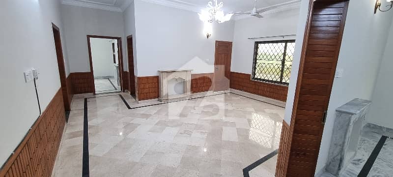 جی ۔ 10 اسلام آباد میں 6 کمروں کا 1 کنال مکان 3.6 لاکھ میں کرایہ پر دستیاب ہے۔ جی ۔ 10 اسلام آباد میں 6 کمروں کا 1 کنال مکان 3.6 لاکھ میں کرایہ پر دستیاب ہے۔