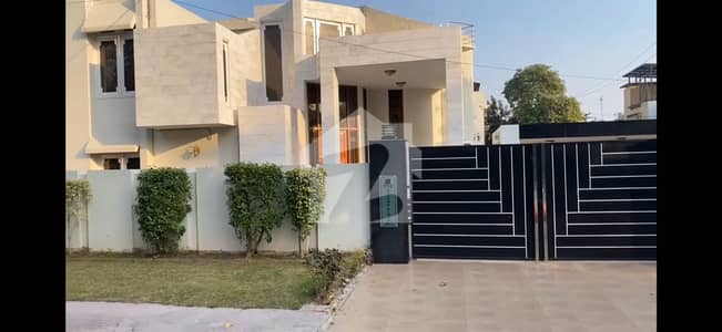 2 Kanal 2 Marla Fully Furnished Prime Corner Property