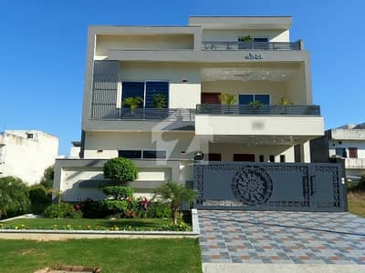 Corner In D-12 House For sale Sized 10 Marla
