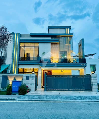 Ready To Buy A House 10 Marla In Lahore
