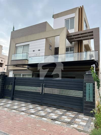 LDA APPROVED 10 MARLA HOUSE FOR SALE WITH GREEN METER AND GASS INSTALLED
