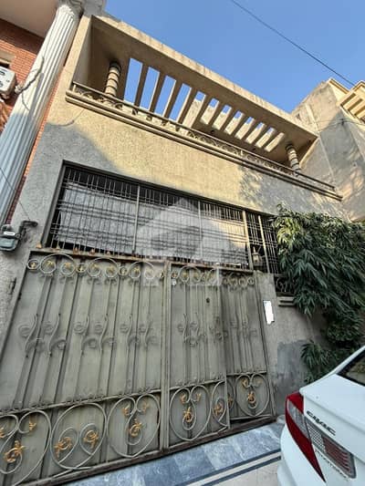 جوہر ٹاؤن فیز 1 - بلاک اے3 جوہر ٹاؤن فیز 1,جوہر ٹاؤن,لاہور میں 3 کمروں کا 5 مرلہ مکان 2.4 کروڑ میں برائے فروخت۔ جوہر ٹاؤن فیز 1 - بلاک اے3 جوہر ٹاؤن فیز 1,جوہر ٹاؤن,لاہور میں 3 کمروں کا 5 مرلہ مکان 2.4 کروڑ میں برائے فروخت۔