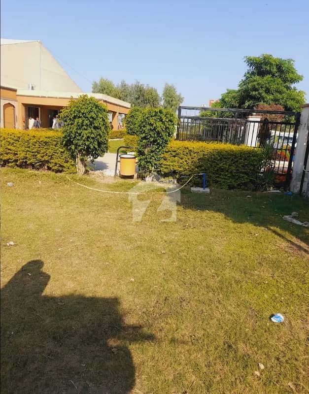 وارڈ نمبر 8 تلہ گینگ میں 19 کنال کمرشل پلاٹ 16.0 کروڑ میں برائے فروخت۔ وارڈ نمبر 8 تلہ گینگ میں 19 کنال کمرشل پلاٹ 16.0 کروڑ میں برائے فروخت۔