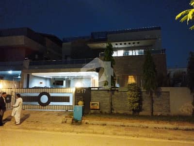 1 Kanal House For Rent