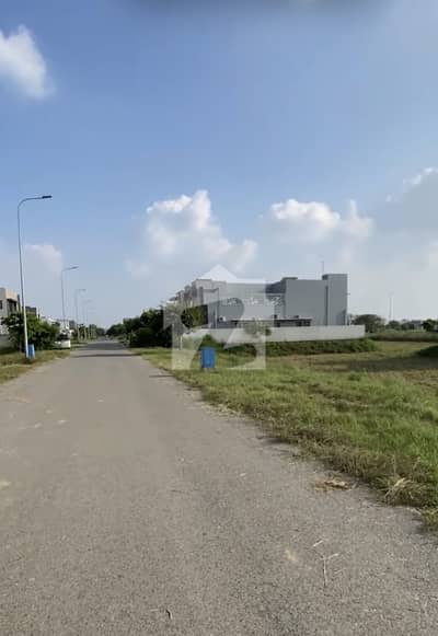 Kanal plot 70 ft Road