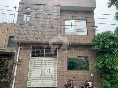 ٹاؤن شپ لاہور میں 5 کمروں کا 5 مرلہ مکان 2.9 کروڑ میں برائے فروخت۔