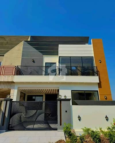 5 Marla Designer House Available For Rent 5 Marla Designer House Available For Rent