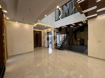 10 Marla Luxury Designer Upper Portion Available For Rent