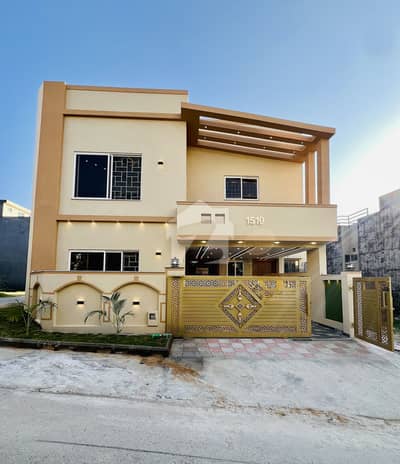 7 Marla House Available For Sale 7 Marla House Available For Sale