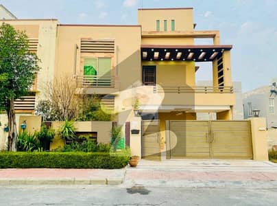 10 Marla House For Sale In Central Block Bahria Orchard Lahore