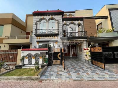5 Marla Brand New Luxury House For Sale In Sector D Bahria Town Lahore Hot Location