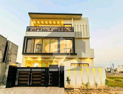 7 Marla Luxury Double Height House Available For Rent
