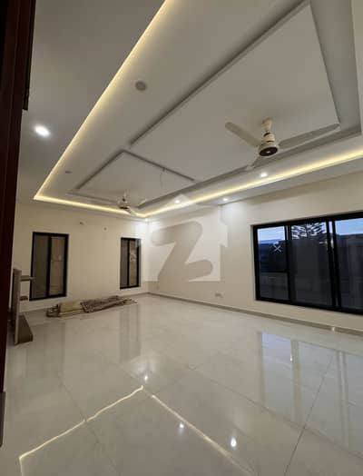 F-10 Excellent Modern And Spacious Portion All New Bathrooms And Kitchen Marble Flooring Top Location Close End Street For Rent