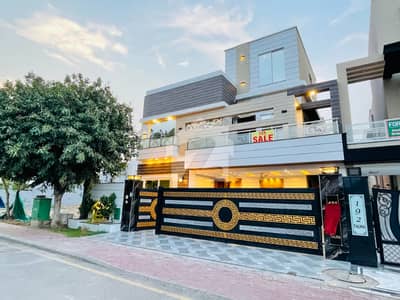 10 Marla House for Sale in Talha Block Bahria Town Lahore