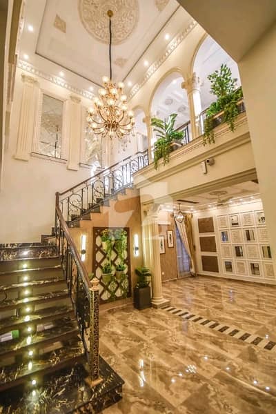 1 Kanal Luxury Upper Portion Available For Rent