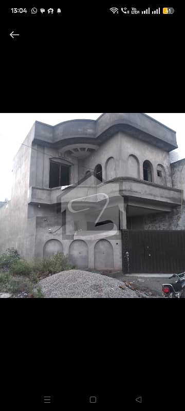 Grey Structure 1.5 Storey With A+ Construction Work