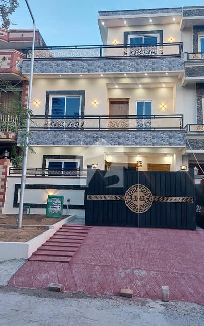 G 13/1 Size 4 Marla Brand New House For Sale Beautiful Location
