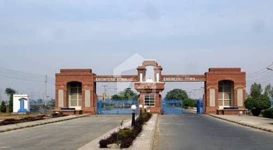 Beautiful Location Plot For Sale in Engineers Town