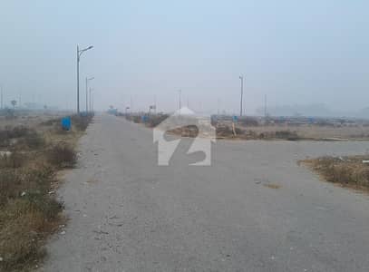 ڈی ایچ اے فیز 8 - بلاک زیڈ 3 ڈی ایچ اے فیز 8,ڈی ایچ اے ڈیفینس,لاہور میں 10 مرلہ رہائشی پلاٹ 1.45 کروڑ میں برائے فروخت۔ ڈی ایچ اے فیز 8 - بلاک زیڈ 3 ڈی ایچ اے فیز 8,ڈی ایچ اے ڈیفینس,لاہور میں 10 مرلہ رہائشی پلاٹ 1.45 کروڑ میں برائے فروخت۔